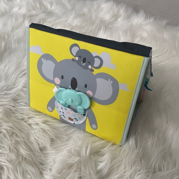 Tummy time high contrast baby book/ mirror - Picture 7 of 10